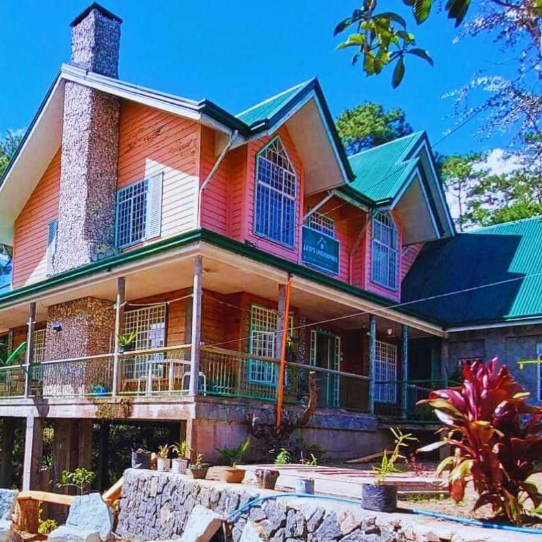 Rustic Rooms At An American-Style Cabin - Carl Inn Sagada Esterno foto